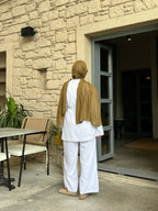 Ensemble en lin boutonné – Élégance naturelle