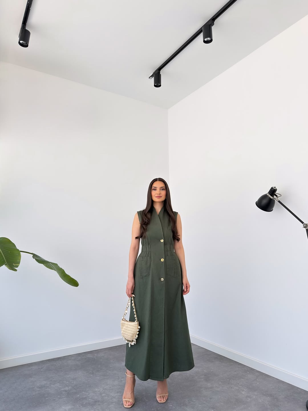 Robe Longue en Lin  – Vert Olive Élégant